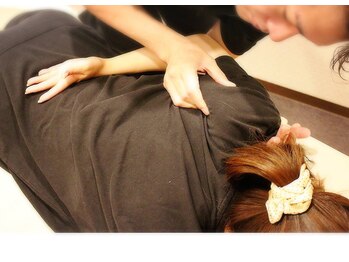 美骨矯正 ステキプロ(SUTEKI pro)の写真/話題の全身オーダーメイド整体で、猫背、巻き肩、反り腰、スマホ首などのお悩みを根本改善!