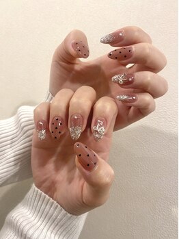 アモフ(amof)の写真/ニュアンスネイルからガーリーネイル、綺麗めネイルまで幅広くデザインをご提案☆店内サンプル多数ご用意◎