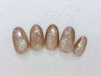 大人のキラキラネイル