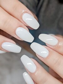 ホワイトネイル