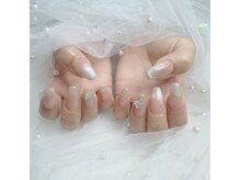 ブリー(Brille)/キラキラネイル