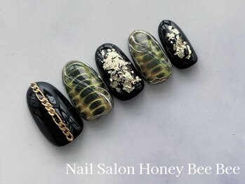 ハニービービー(Honey Bee Bee)/ブラックパイソンネイル
