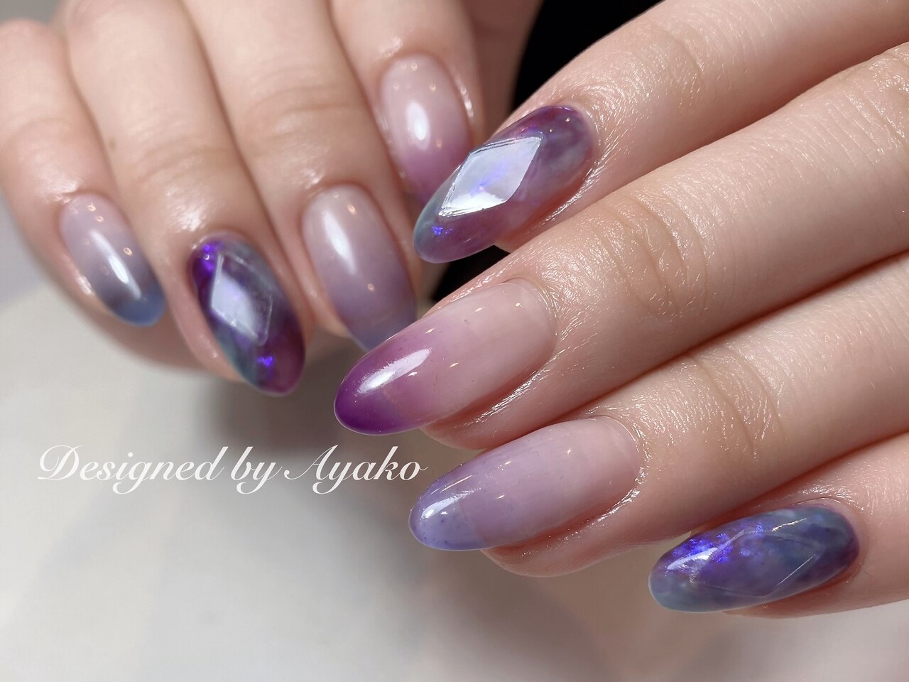 2026年冬トレンド】宝石のネイルデザイン集｜人気順｜5ページ目