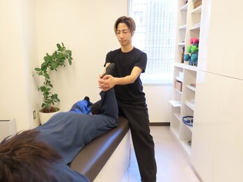 スットレ 赤坂本店/トレーニング