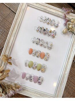 アティックネイルアトリエ(attic nail atelier)/ボタニカルデザイン★