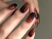 SNSフォロワー10万超★圧倒的センスで魅せる【唯一無二の絶妙ニュアンス×マグネット300色】