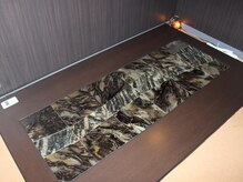 温熱ベッド★身体の芯までしっかり熱を伝えます！