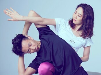 全力ストレッチ 立川南口店の写真/【身体硬い人を丁寧サポート】注目の本格パーソナルストレッチ店★首肩こり等の不調改善を丁寧サポート◎