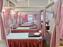 四季縁/清潔で明るくて居心地の良い店内