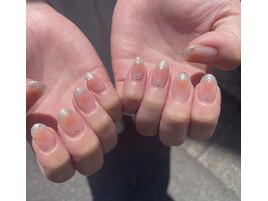 チークネイル：yumie