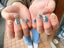 Hand.. glamorous