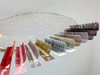 ミルク(milc.)の写真/【こだわりのカラーエクステであなただけの色味に♪】多様なカラーから貴方に合った色味をご提案◎