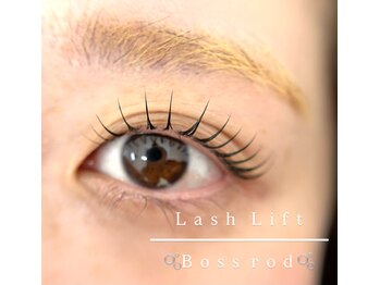 シックドゥヨコテ(CHIC de Yokote)/上がりにくい目頭もしっかり！