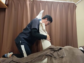 ユウ(YOU)/施術風景 (ストレッチ)