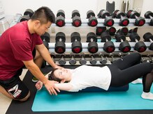 ピュアシェイプ(Pure Shape.)の雰囲気（お身体に合わせたストレッチも行います）