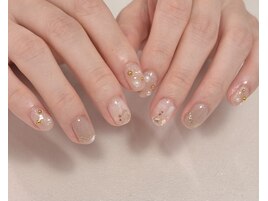 beige × gold