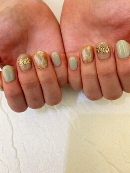 ニュアンス　ミラーネイル