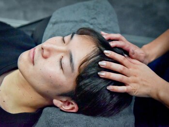 エミュ(Emyu)/【施術風景3】