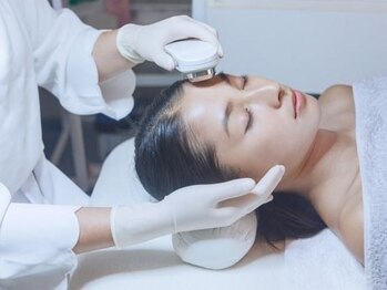 シルク ド ココ(Silk de Coco)の写真/【インディバ小顔エステ+濃密パック¥11,000】深部から温め最強小顔★たるみ・ほうれい線・目元のたるみ改善