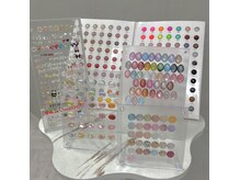 ジプソネイル(Gypso Nail)の雰囲気（カラー・パーツ豊富です）