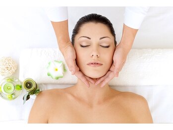 長寿堂 東洋整体院/小顔＋全身リンパケア