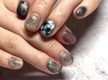 ラフ ハチサンゼロイチ(laugh8301)