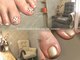ネイルゴーゴー(NAIL55)の写真/サンダルが映える季節！定額デザインから選べるフットネイルで、足元から自信あふれる輝きを◎