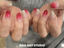 ネイルドットスタジオ 堺筋本町(NAIL DOT STUDIO)/グラデーション
