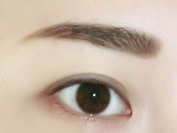 ビューティーサロン ココナニ(beautysalon COCONANI)の写真/【眉も一緒に♪】フラットラッシュ120本(オフ込)+眉デザイン￥5,600→￥5,100★メイクが楽しくなるお目元へ