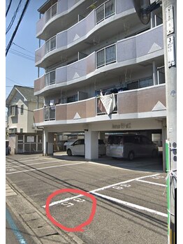 スーリール(SOURIRE)/駐車場は道路沿い☆