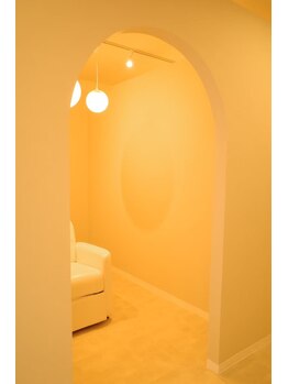 ホワイトアイ 甲府上石田(WHITE EYE)/【山梨/甲府】アイブロウ/眉毛