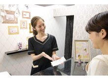 シックな店内は大人の雰囲を演出★　