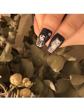 レイネイル アンド レイアイ 長嶺店(RAY NAIL & ray eye)/鬼滅の刃×モノクロ