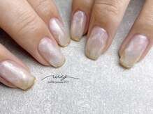 アイヴィー(IVY)/ホワイトニュアンスネイル