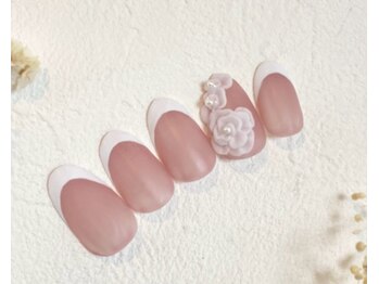 ラヴィネイル(La Vie Nail)/ブライダルネイル/上品フレンチ