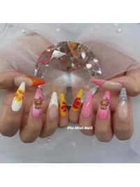 ポップ×キュートカラフルネイル