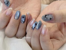 キラキラお花マグネットネイル