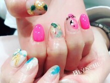 ブランシュ(BLANCHE)/ボタニカルネイル