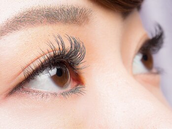 ル タン ドゥ ボヌール 大洲店/人気の120本まつげエクステ♪