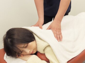 永福東京のへそ整体院の写真/いち早く卒業に向かう整体院!根本から改善し疲れにくい身体作りをサポート◇高リピート&高満足度の人気店◎