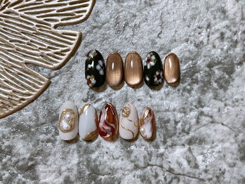 グレイ(gray)の写真/【持ち込み・お任せデザインが得意！】かわいい系～シンプルネイル、トレンドデザインまで幅広く対応◎