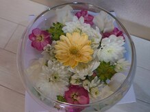 エステクィーン 淵野辺店の雰囲気（花手水）