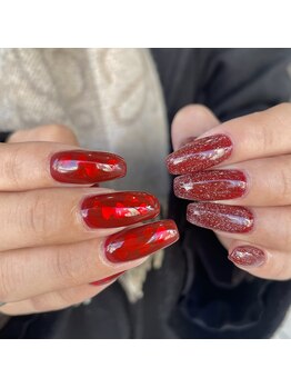 ロミー(Rommy)/赤ネイル