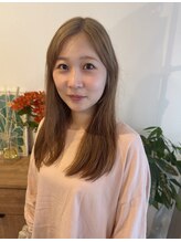 サーリアイラッシュ(Saari eyelash) YUKA MURAKAMI