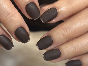 マラマネイル(Malama Nail)/ブラウンマット×マット×フィル