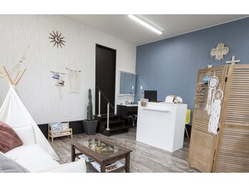 エール アイラッシュ(aile eyelash)/