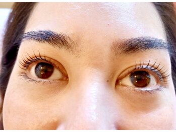 アイ シャイン(eye shine)/パリジェンヌ