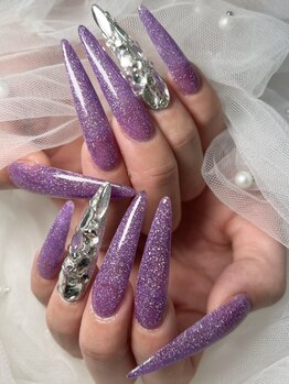 アンジー(Angie)の写真/爪の形を美しく整えたい方にお勧め☆ロング爪への長さだしや折れてしまった大事な爪の補修も丁寧に★