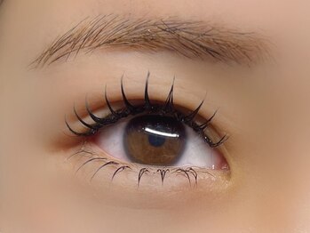 シェリー(Cheri)の写真/丁寧なカウンセリングでお客様の要望とお客様の目元に合わせてデザインをご提案!理想の目元に仕上げます!

