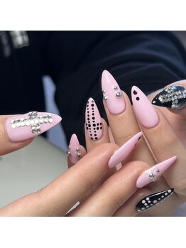 ネイルアトリエビー(nail atelier be’)/個性派design